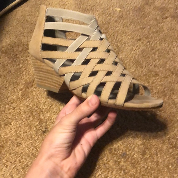 eileen fisher heels size 7 in a half - Picture 1 of 3